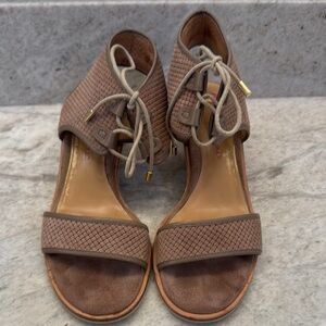 Women's Brown Woven Sandals